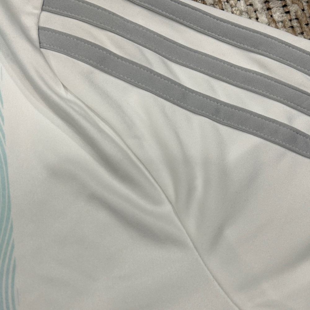 Adidas Messi Training Jersey Kids White Blue JI5460 Size M 11-12Y Soccer Shirt - Picture 4 of 6